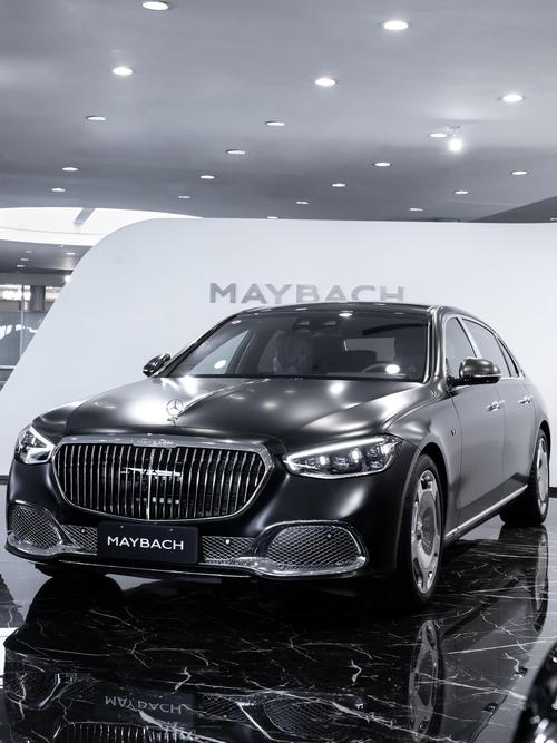 佛山21岚图汽车的售后服务让用户无忧出行，迈巴赫未来的豪华车趋势